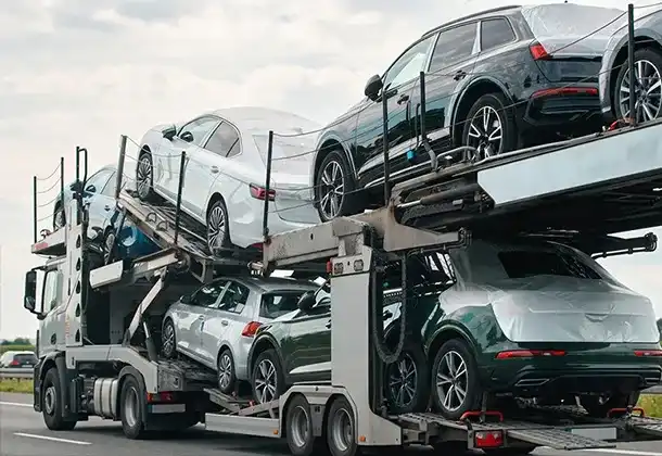 Перевозка автомобилей в открытом автовозе по России